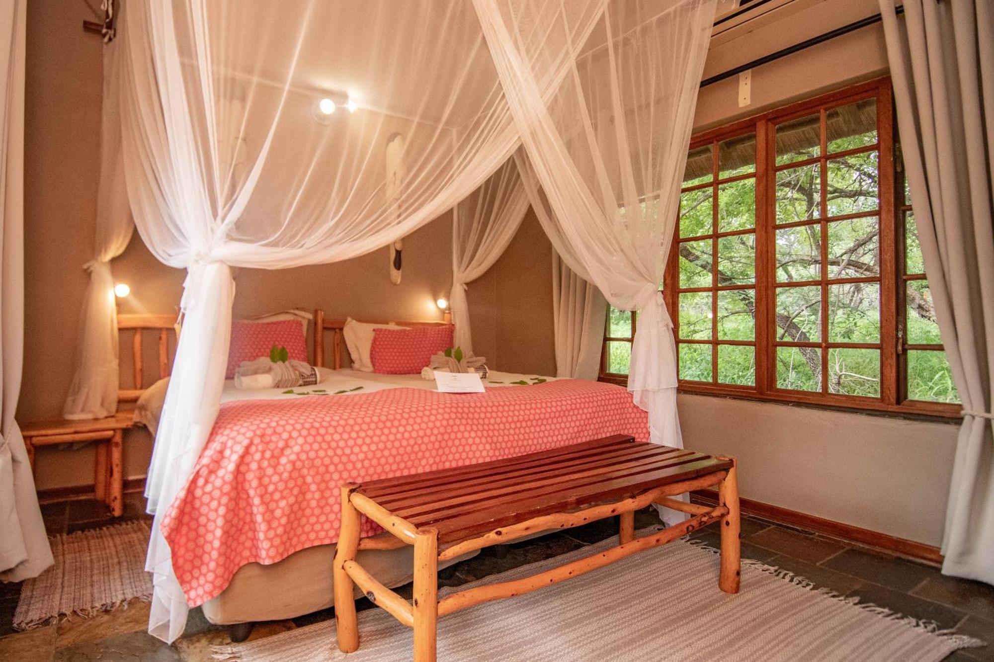 Thornhill Safari Lodge Guernsey Nature Reserve Phòng bức ảnh